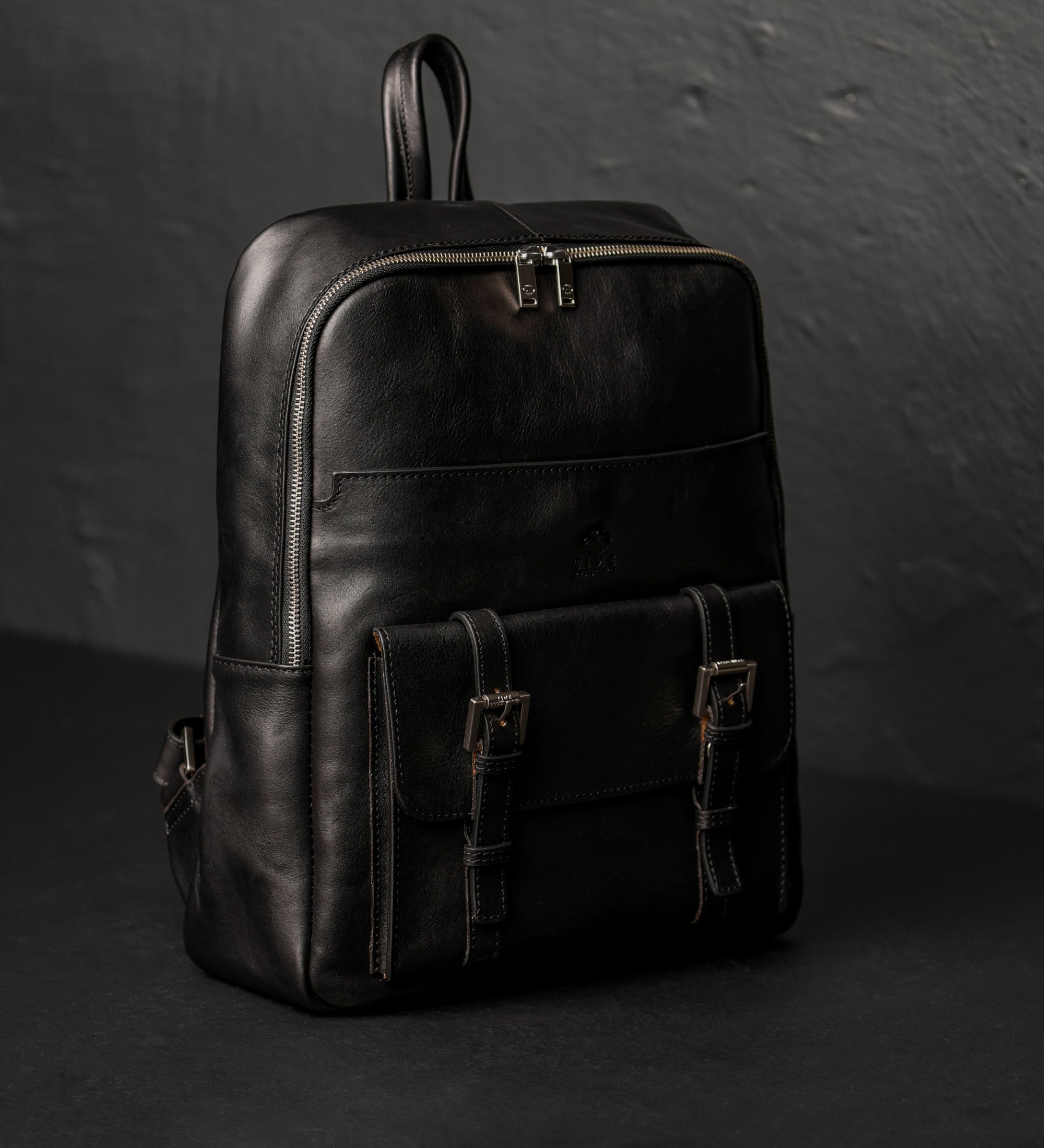 Großer Unisex-Rucksack aus italienischem Vollnarbenleder - The Divine Comedy