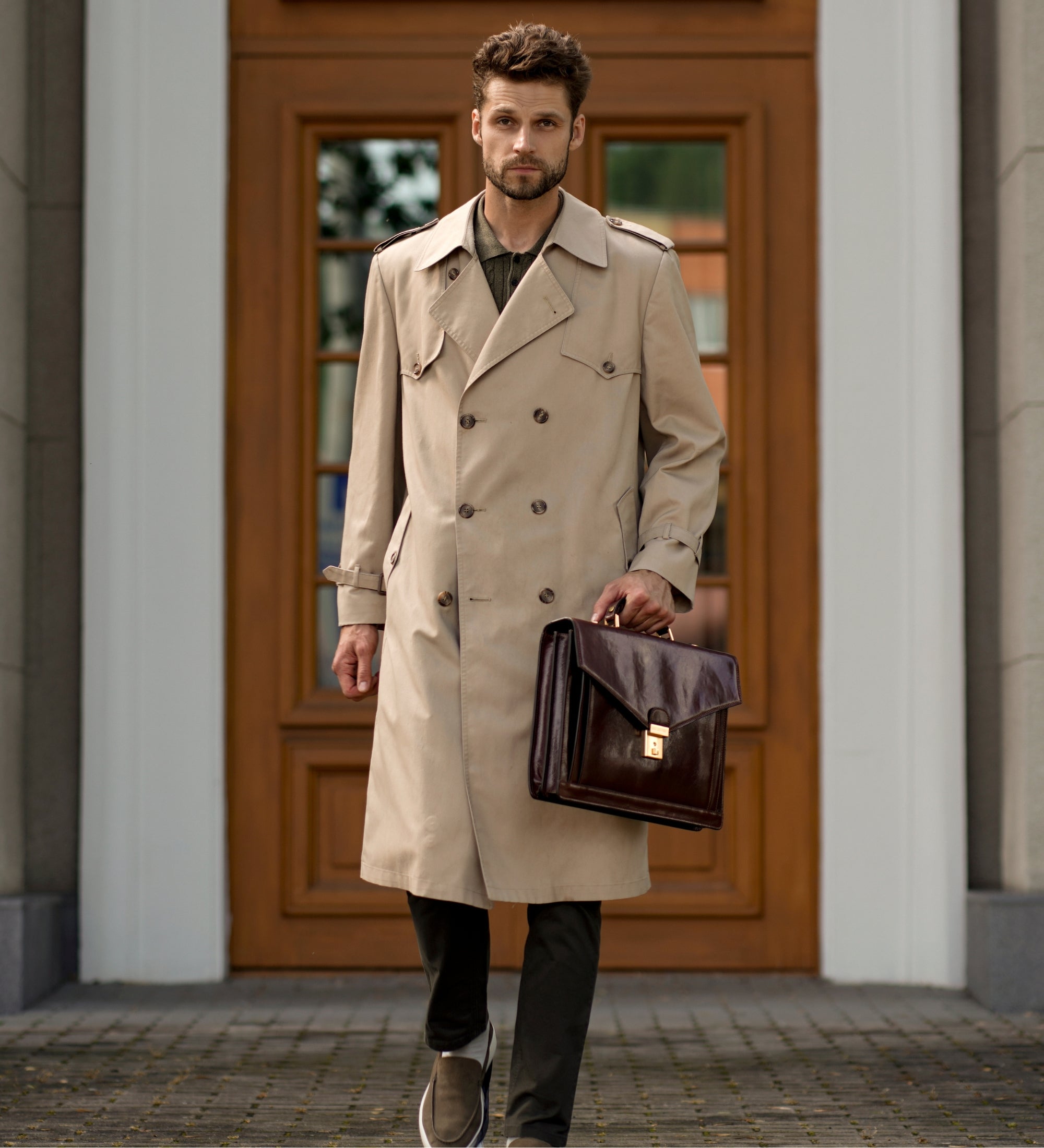 Classic Design Leather Briefcase - The Magus