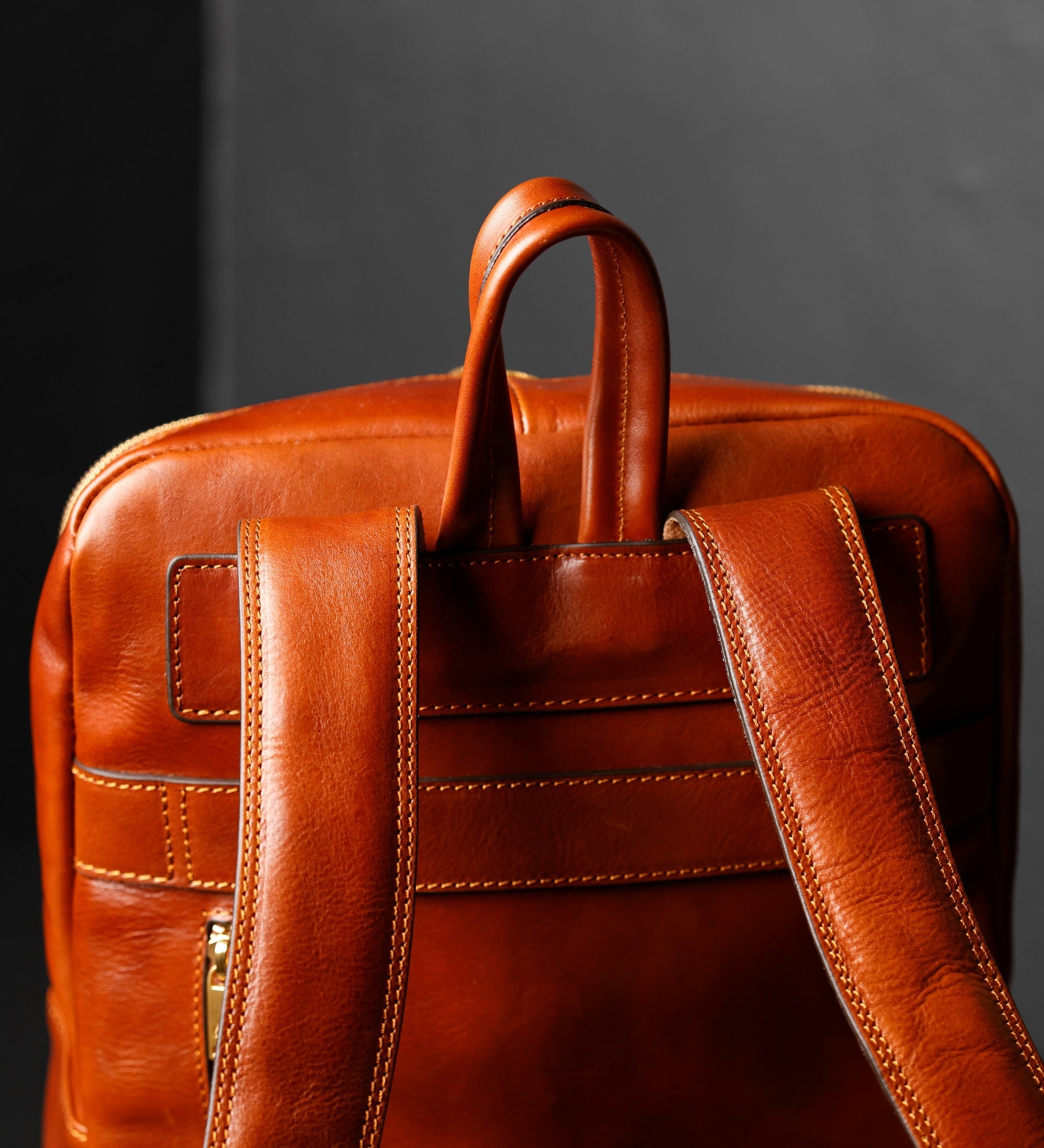 Großer Unisex-Rucksack aus italienischem Vollnarbenleder - The Divine Comedy