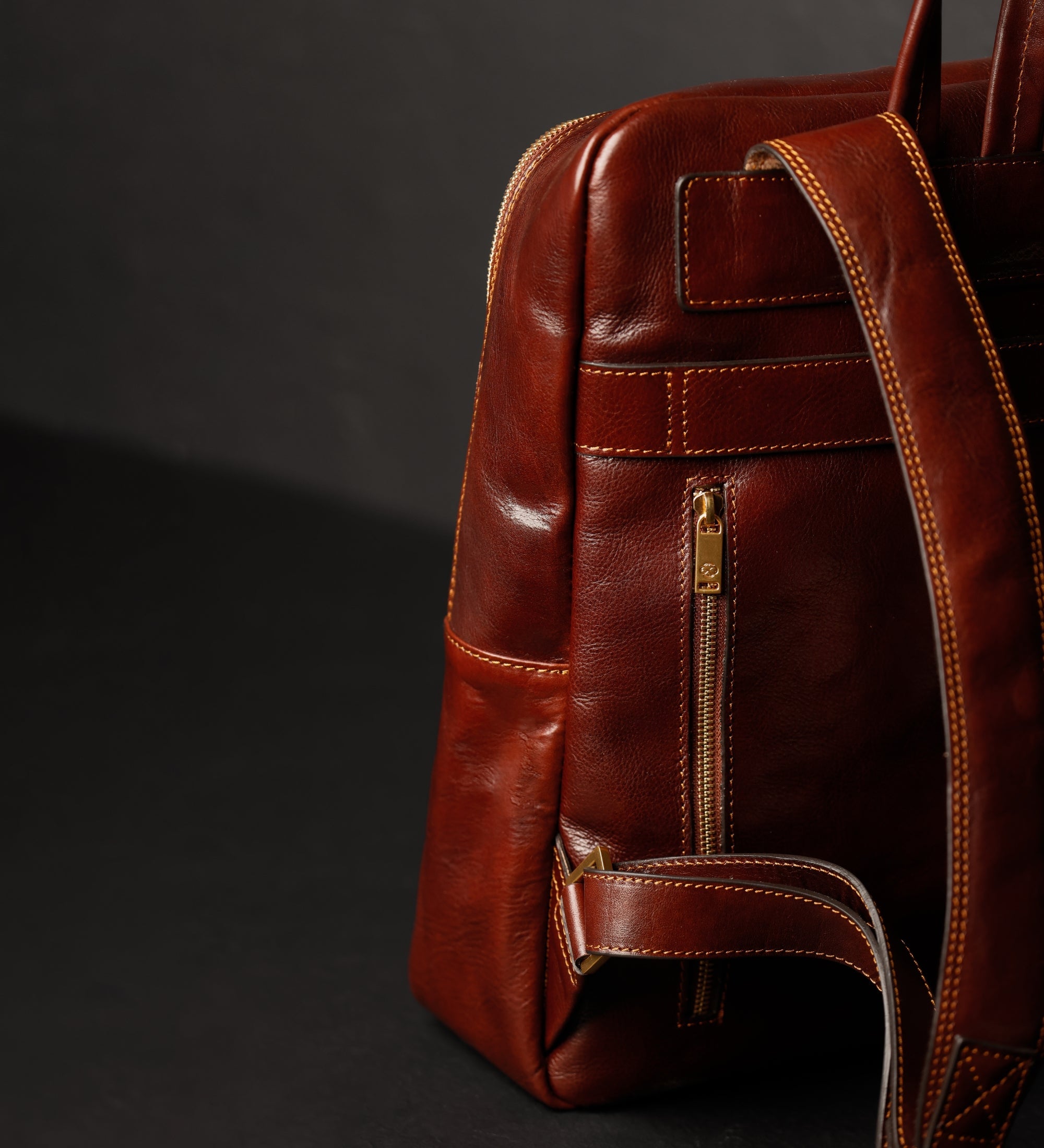 Großer Unisex-Rucksack aus italienischem Vollnarbenleder - The Divine Comedy