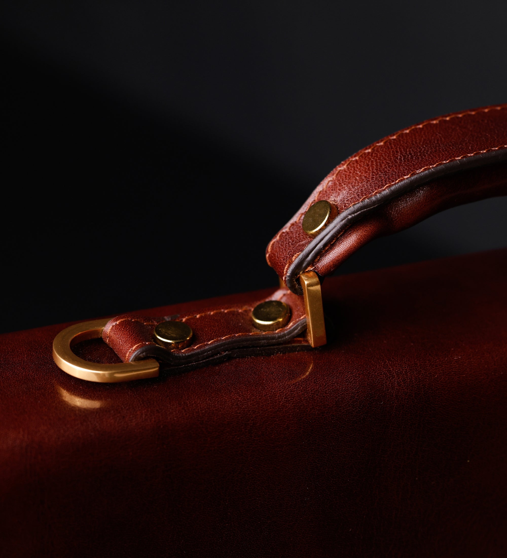 Classic Design Leather Briefcase - The Magus