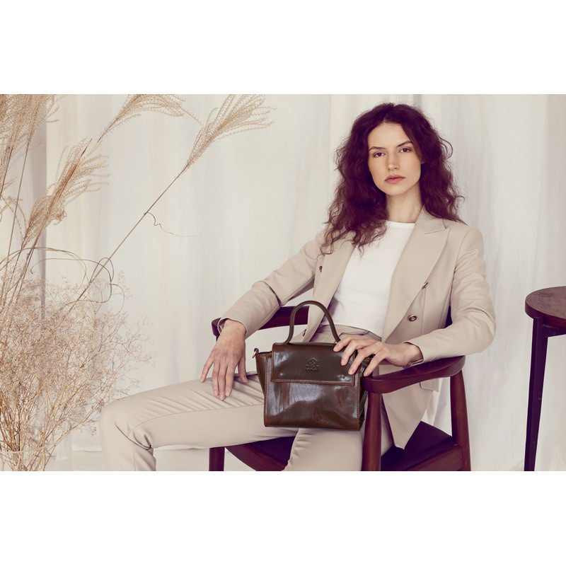 Womens Full Grain Italian Leather Purse - The God of Small Things Time Resistance