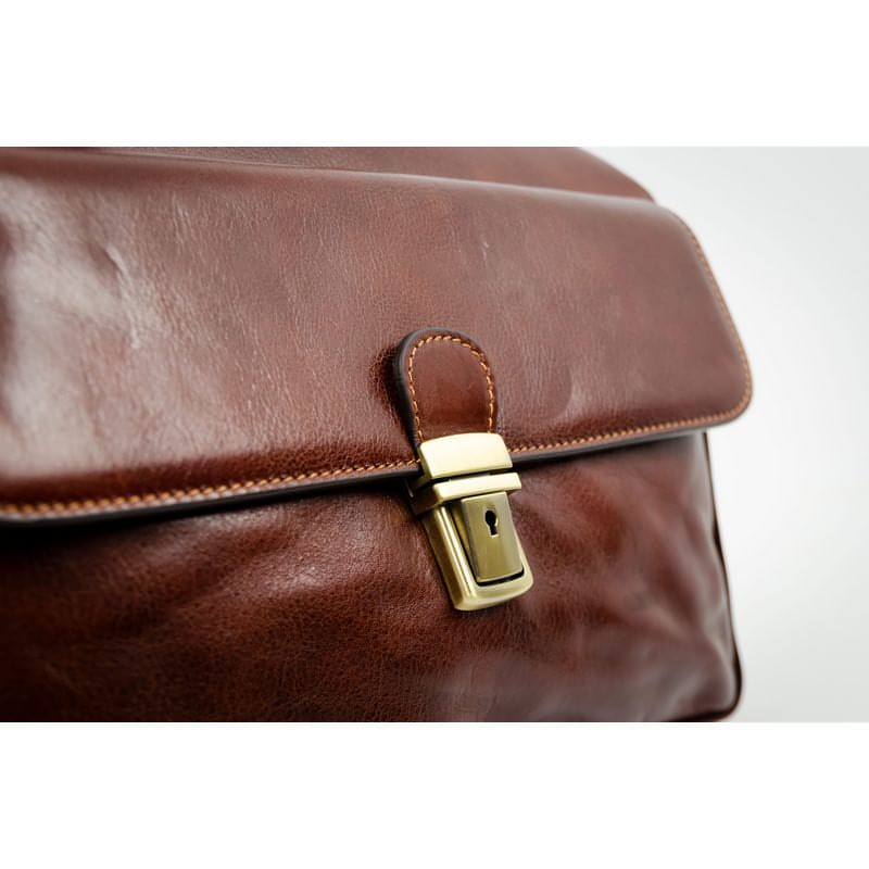 Full Grain Italian Leather Doctor Bag - The Pursuit Of Love Time Resistance
