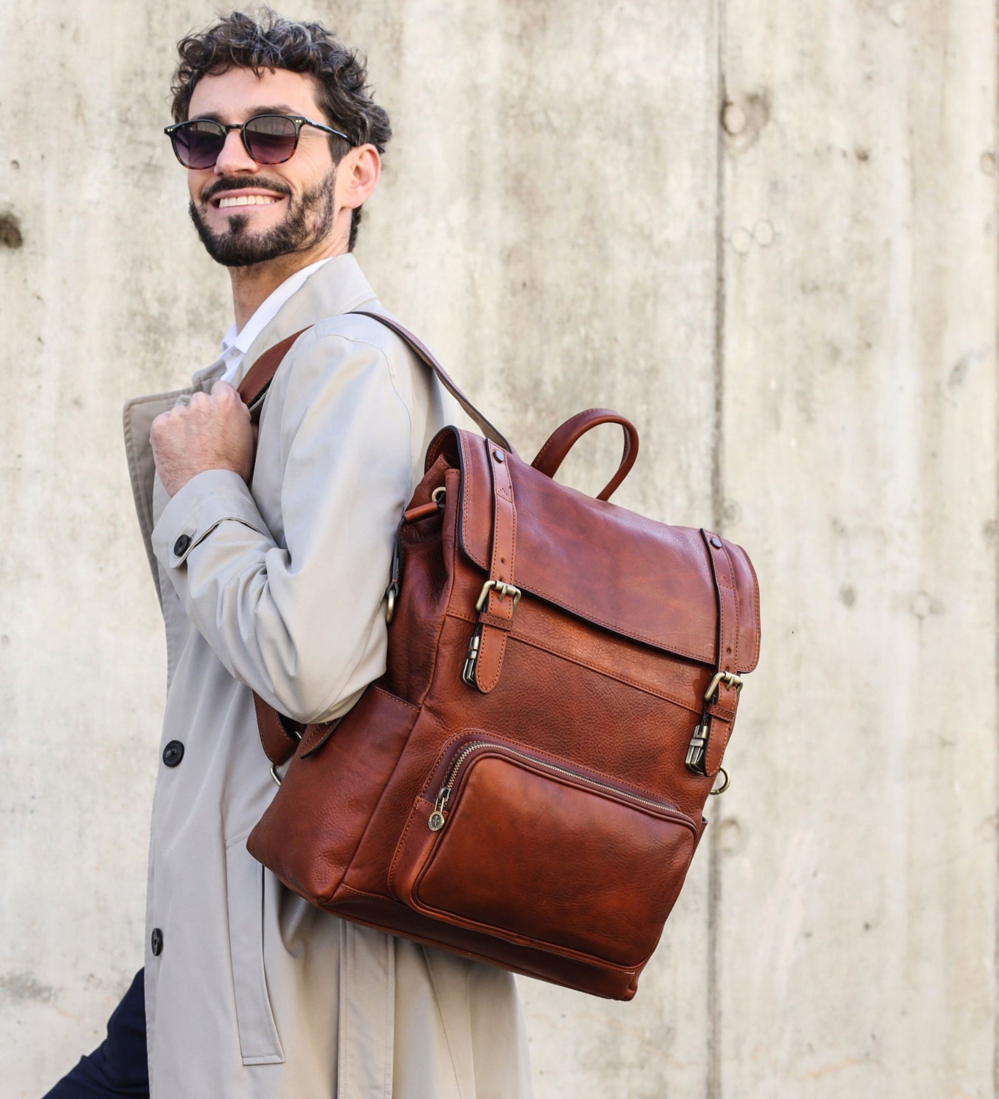 Full Grain Italian Leather Backpack - The Good Earth