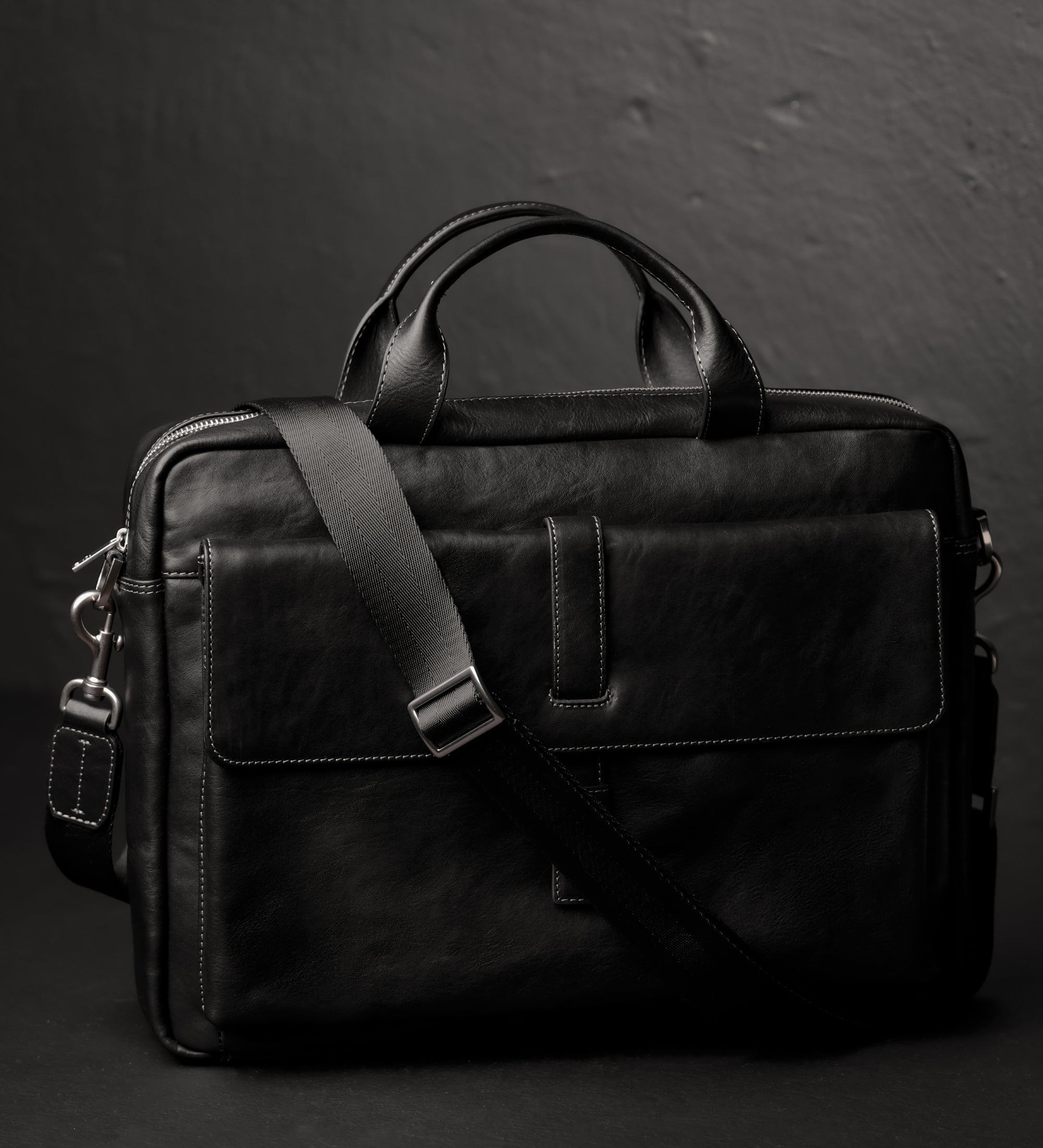 Large Leather Briefcase Laptop Bag - The Chateau