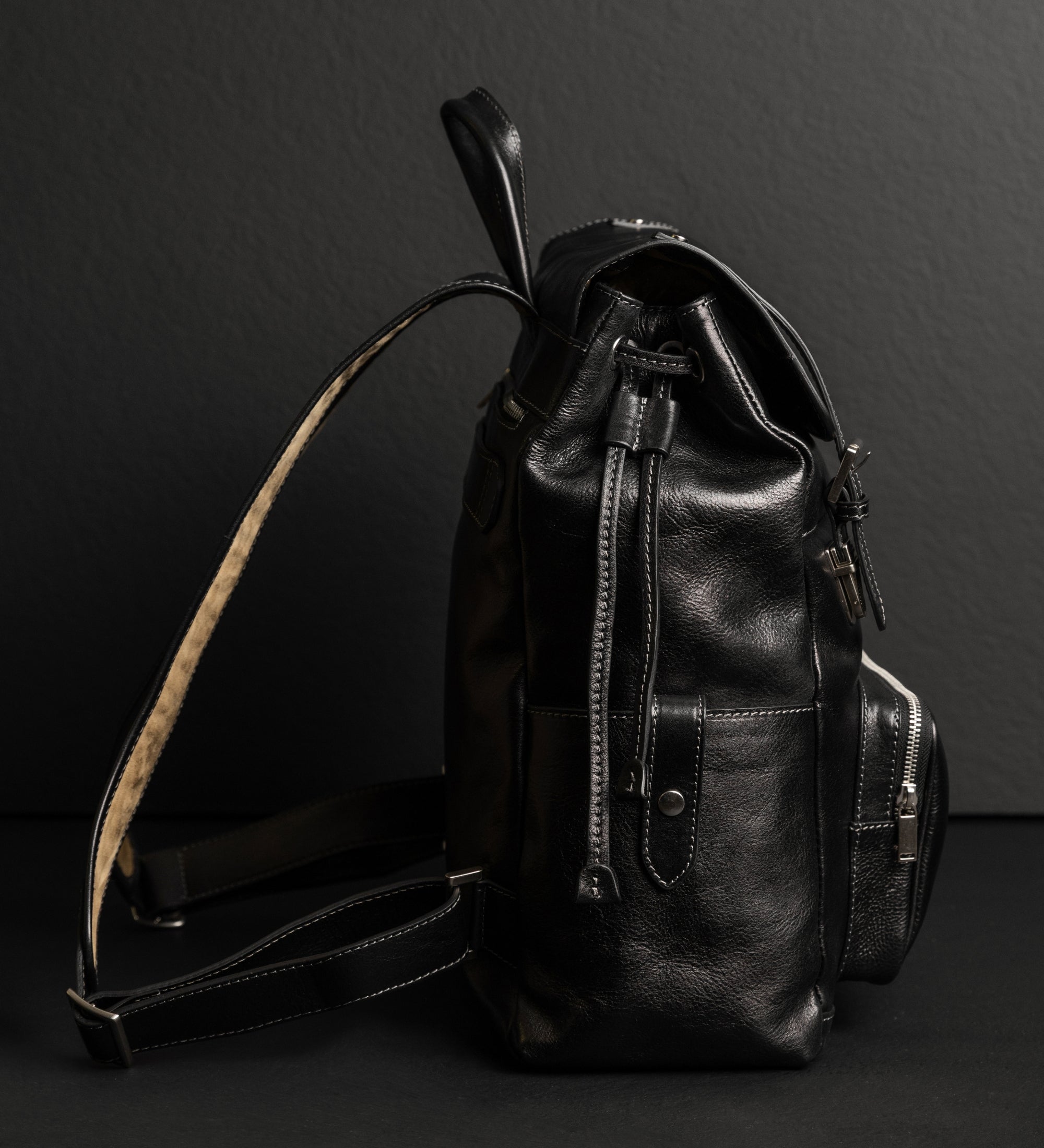 Leather Backpack - The Good Earth