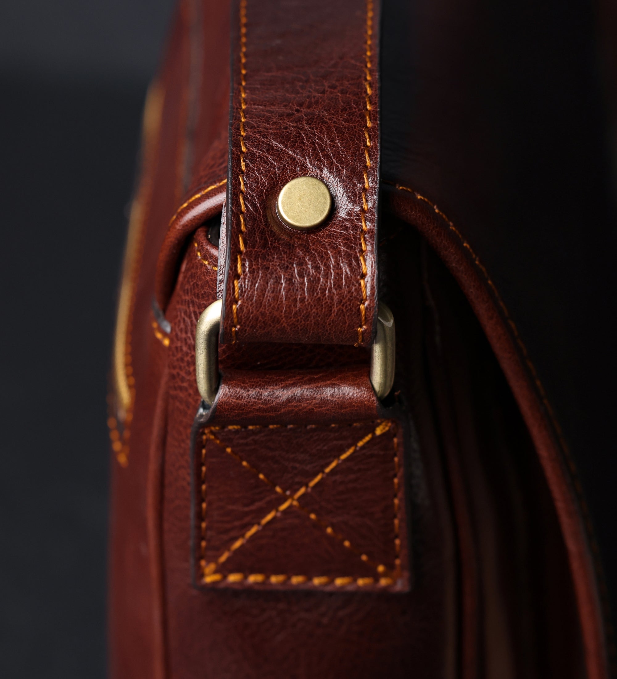 Full grain leather messenger bag sale