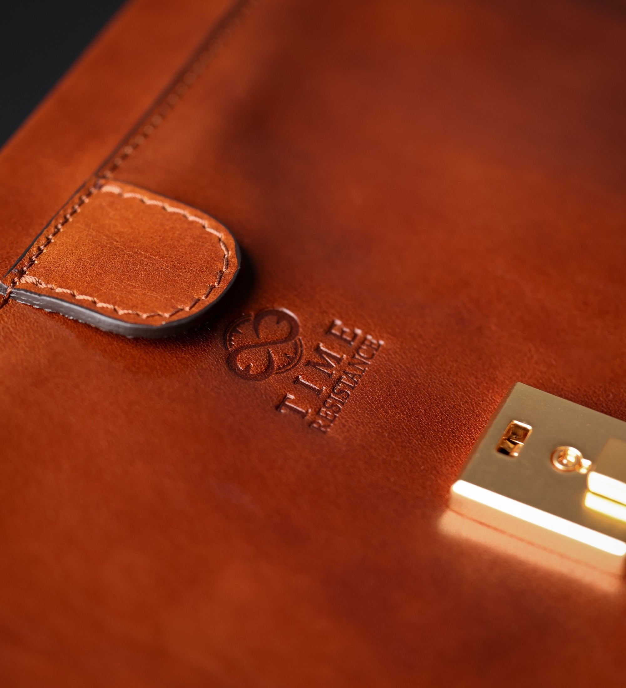 Small Leather Doctor Bag - David Copperfield