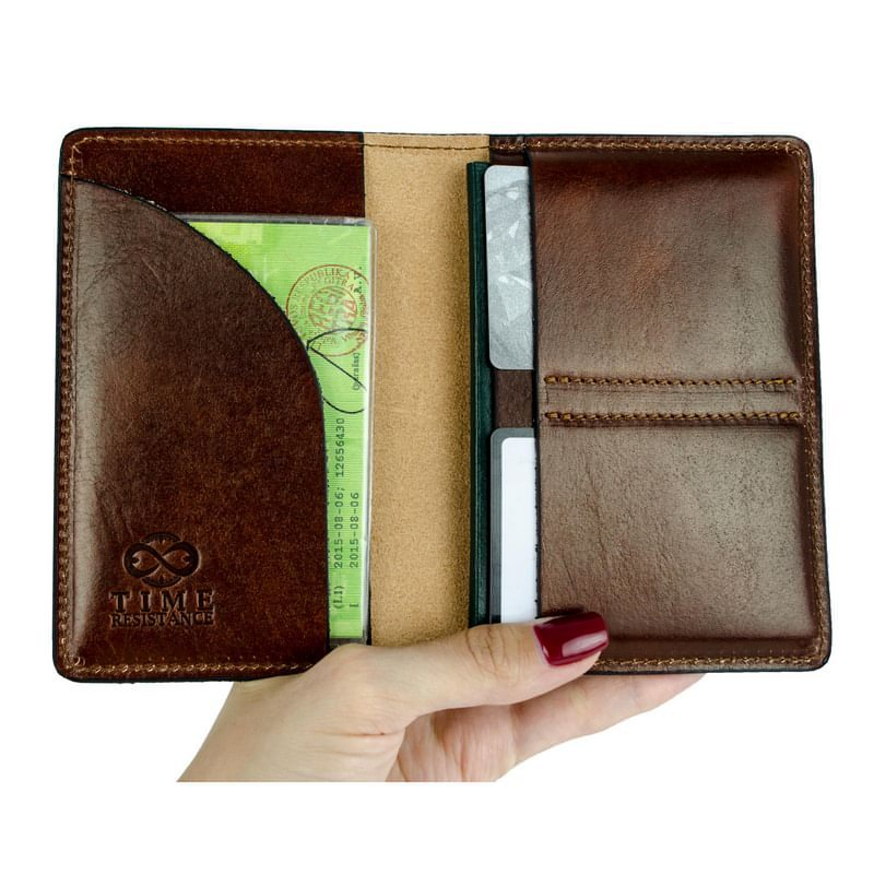 Small Full Grain Italian Leather Passport Holder - Gulliver's Travels Time Resistance