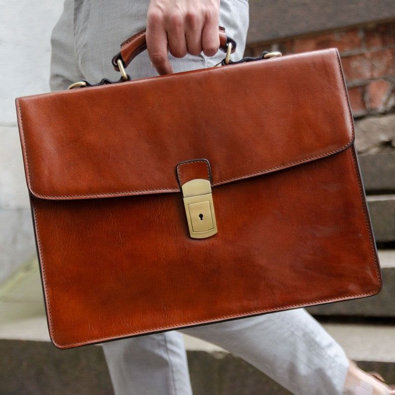 Full Grain Italian Leather Single Compartment Briefcase - Arthur Time Resistance