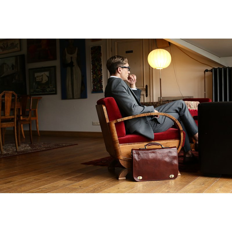 Full Grain Italian Leather Briefcase - Illusions Time Resistance